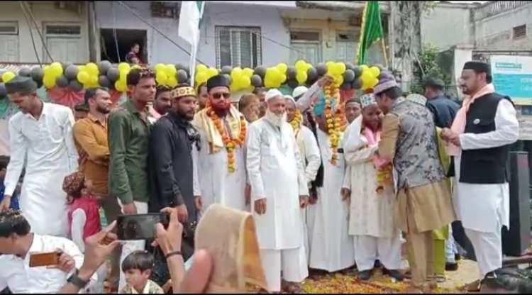 जश्ने ईद मिलादुन्नबी पर मुस्लिम समाजजनो ने निकाला भव्य जुलूस