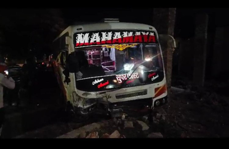शाजापुर बस कार एक्सीडेंट में अब तक 4 कि मौत 3 घायल,