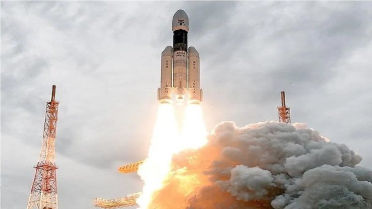 रत के चंद्र मिशन के तहत चंद्रयान-3 को आंध्र प्रदेश के श्रीहरिकोटा से शुक्रवार दोपहर 2.35 बजे लॉन्च कर दिया गया