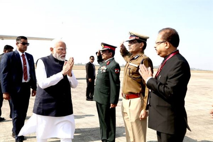 प्रधानमंत्री  नरेंद्र मोदी का भोपाल पहुँचने पर हार्दिक स्वागत